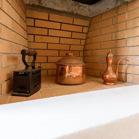 Petrino House Aperathos