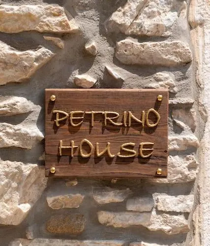 Petrino House Dom wakacyjny Apérathos