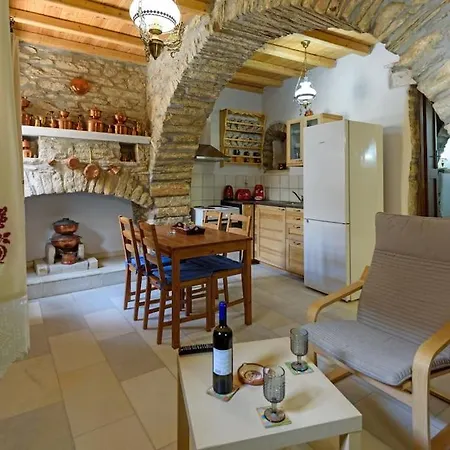 Casa de Férias Petrino House Apérathos