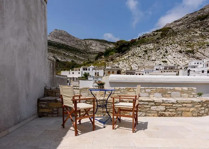 Holiday home Petrino House Aperathos