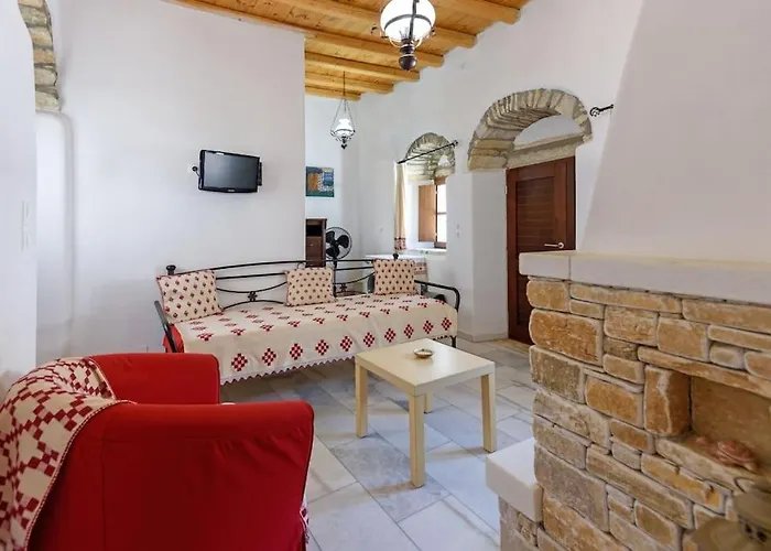 Petrino House Holiday home Aperathos